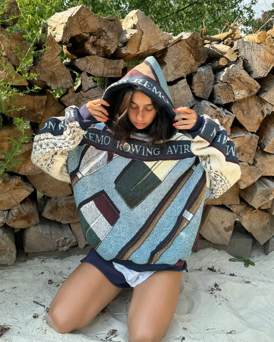 ROWING BLANKET HOODIE