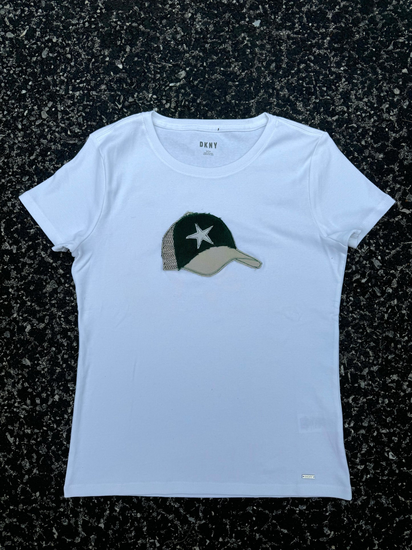 STAR HAT TEE