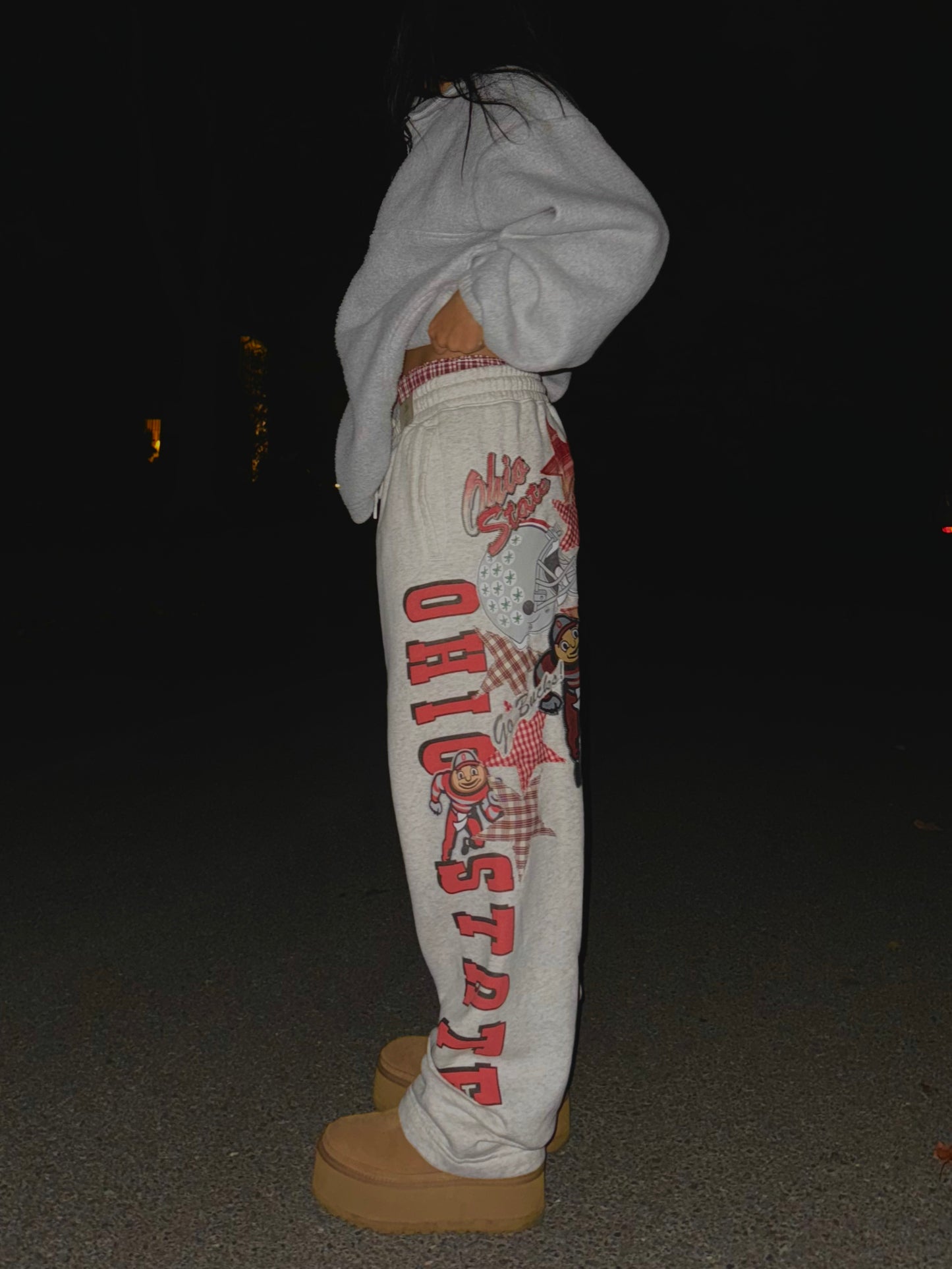 HOLLISTER OHIO STATE SWEATS