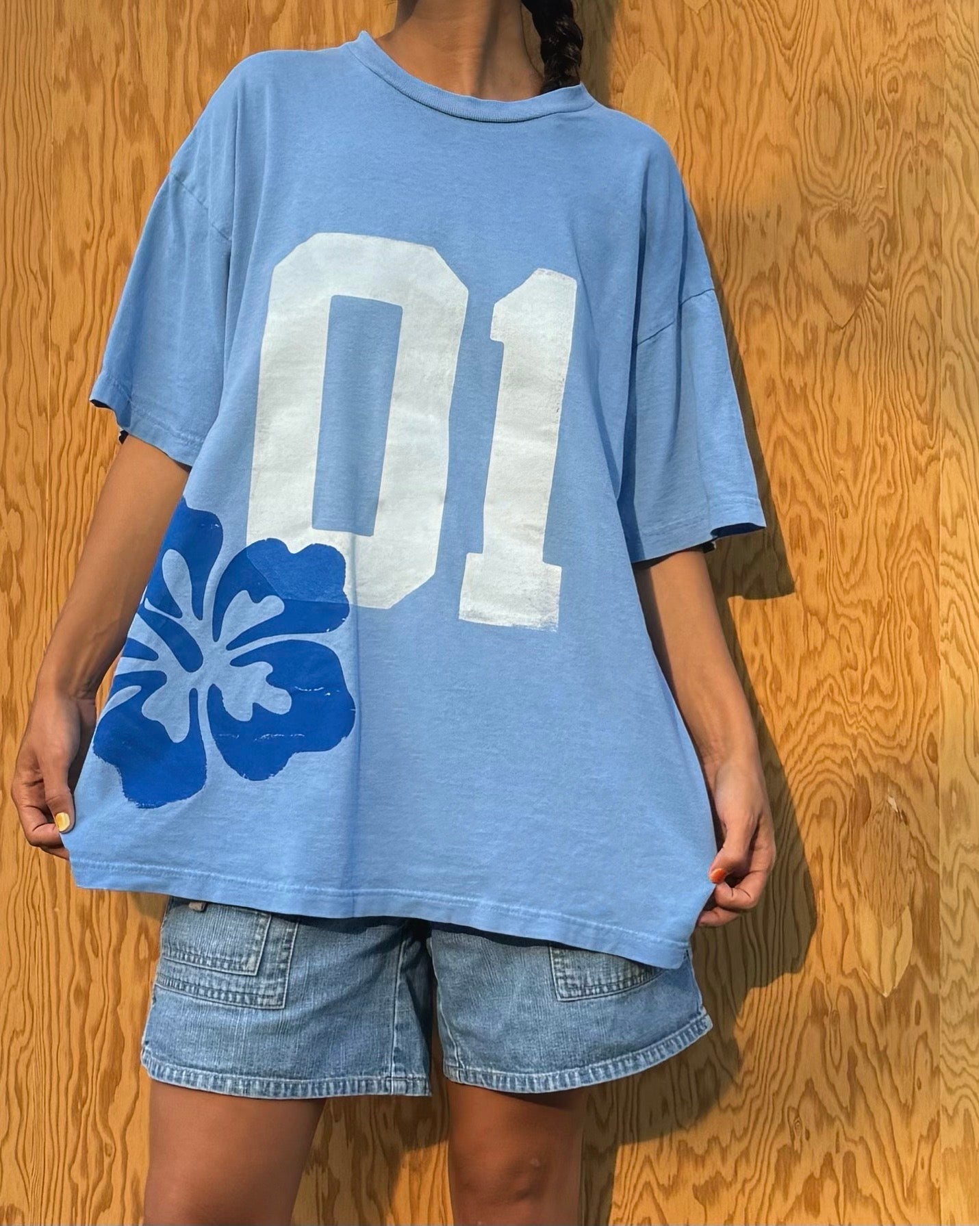 BLUE HIBISCUS TEE